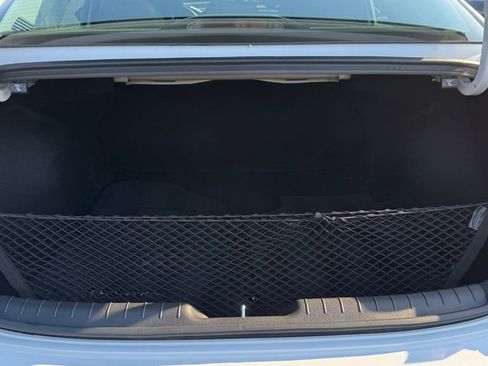 Certified 2025 Hyundai Elantra SE FWD image 19