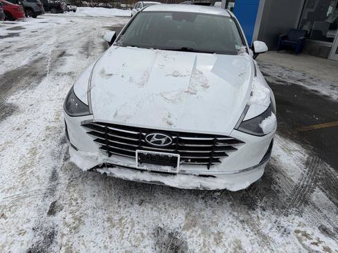 Used 2021 Hyundai Sonata SE image 2
