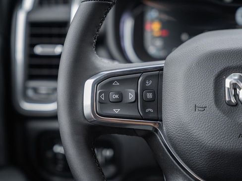 New 2026 RAM 2500 Laramie AWD/4WD image 33