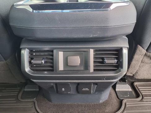 Used 2022 Ford F150 XLT w/ Equipment Group 302A High AWD/4WD image 18