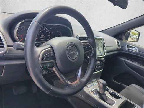 Used 2021 Jeep Grand Cherokee Laredo X AWD/4WD image 29