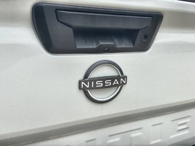 Used 2022 Nissan Frontier SV RWD image 29