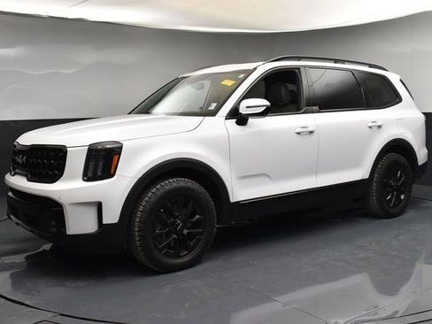 Certified 2024 Kia Telluride SX Prestige X-Pro image 4