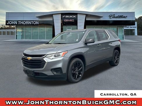 Used 2021 Chevrolet Traverse LS FWD image 1
