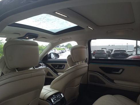 Certified 2021 Mercedes-Benz S 580 4MATIC Sedan image 21