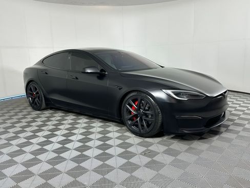 Used 2023 Tesla Model S Plaid image 6
