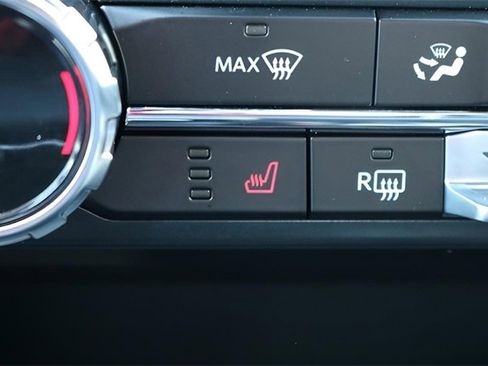 Used 2025 Ford F150 XLT w/ Equipment Group 302A MID image 22