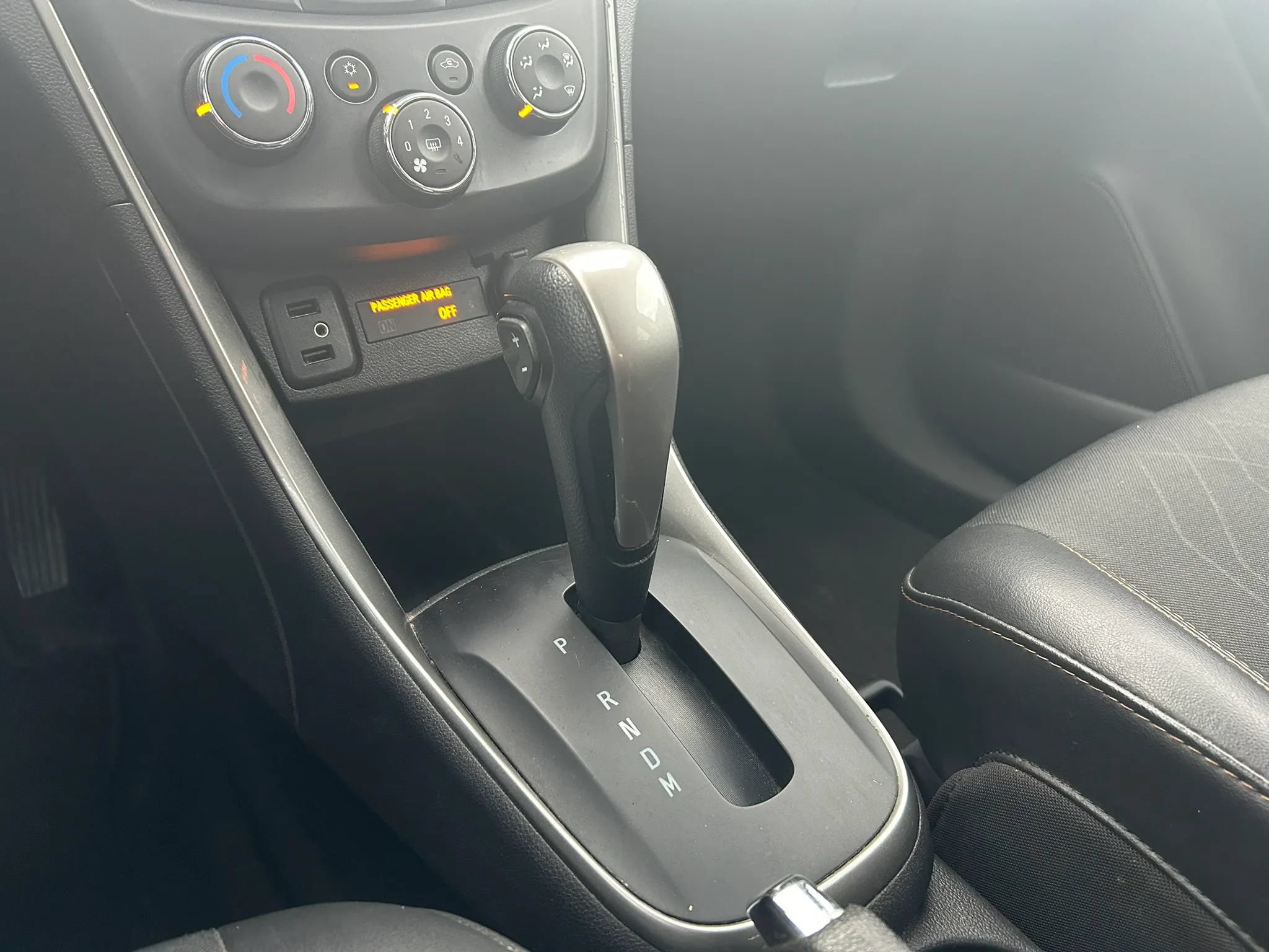 Used 2018 Chevrolet Trax LT w/ LT Convenience Package FWD image 22