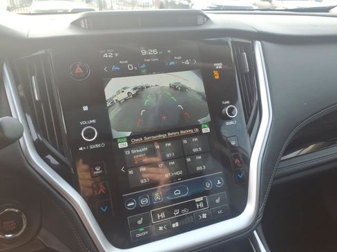 Used 2024 Subaru Outback Limited image 18