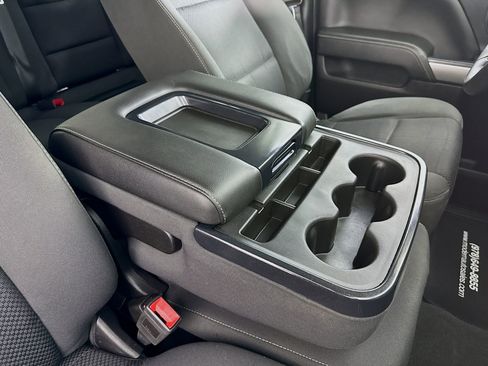 Used 2019 Chevrolet Silverado 1500 LT w/ All Star Edition image 35