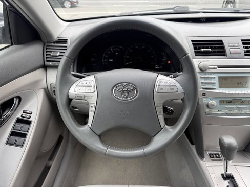Used 2009 Toyota Camry Hybrid FWD image 18