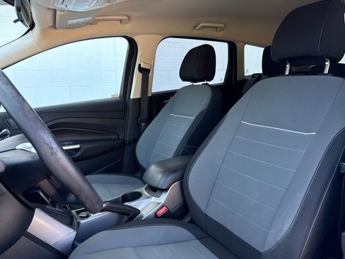 Used 2014 Ford Escape SE w/ Equipment Group 201A image 5