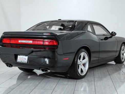 Used 2009 Dodge Challenger SRT8 image 6