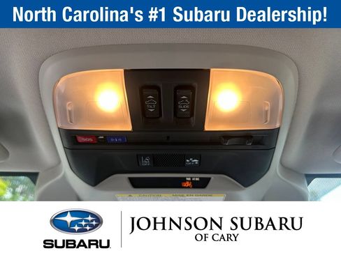 Used 2021 Subaru Crosstrek 2.0i Premium w/ Moonroof Package AWD/4WD image 18