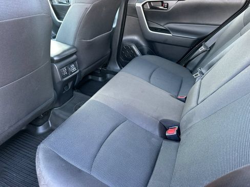 Certified 2025 Toyota RAV4 LE AWD/4WD image 12