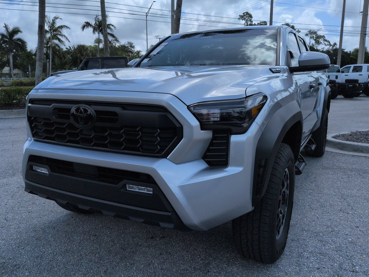 Used 2026 Toyota Tacoma TRD Off-Road AWD/4WD image 9