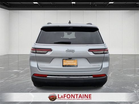 Certified 2024 Jeep Grand Cherokee L Limited w/ Luxury Tech Group II image 4