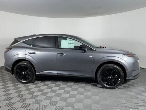 New 2025 Nissan Murano SV image 3