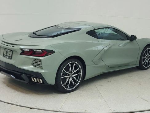 Used 2024 Chevrolet Corvette Stingray Preferred Cpe w/ 2LT image 7