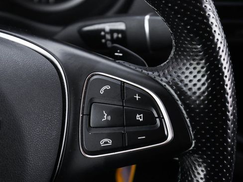 Used 2021 Mercedes-Benz Metris image 27