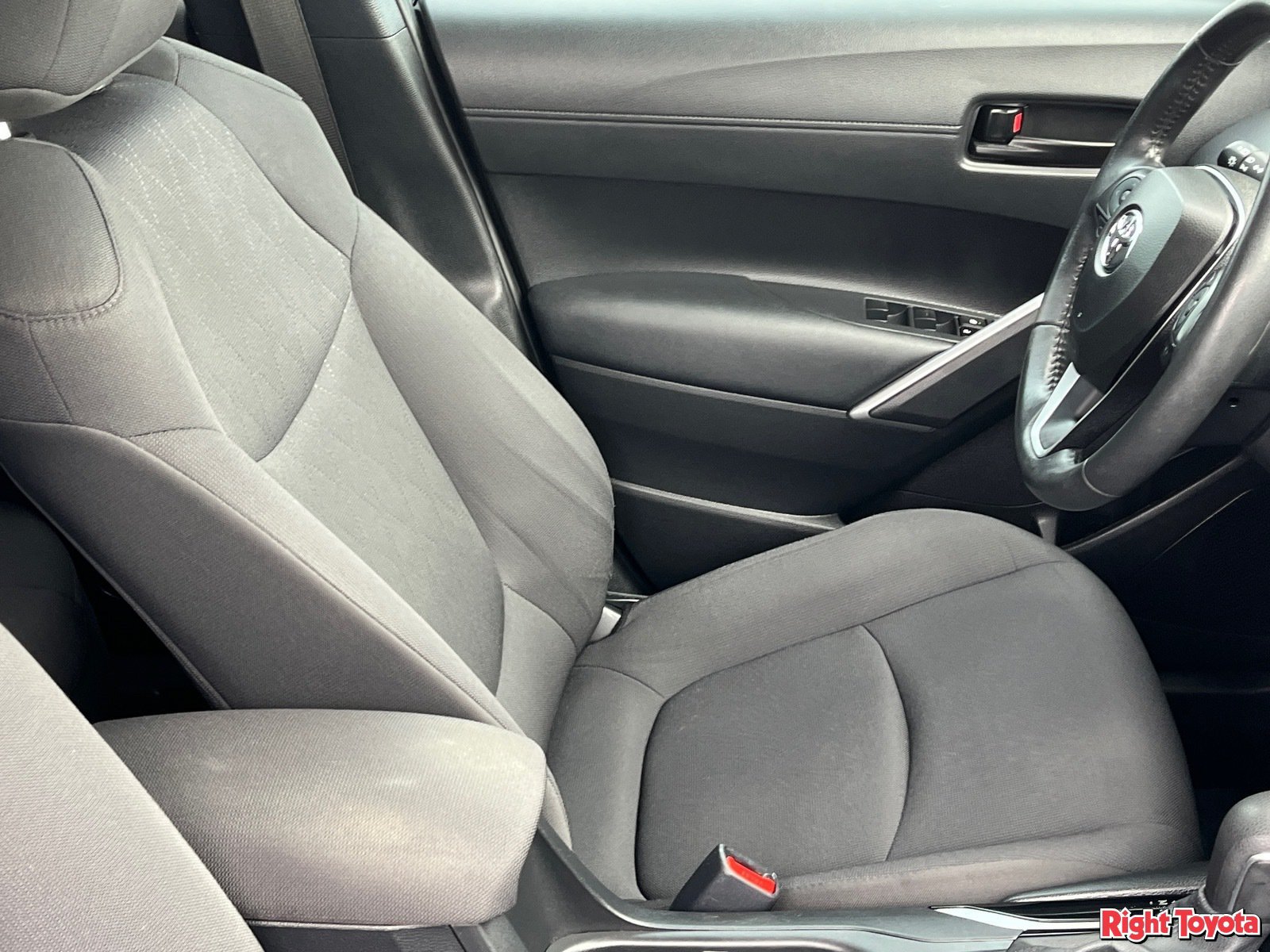 Certified 2024 Toyota Corolla Cross LE w/ Moonroof Package FWD image 14