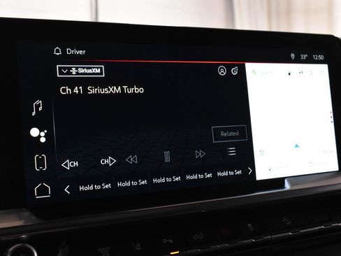 Used 2024 GMC Sierra 2500 SLT w/ SLT Convenience Package image 15