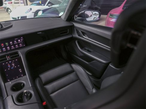 Certified 2020 Porsche Taycan Turbo image 32