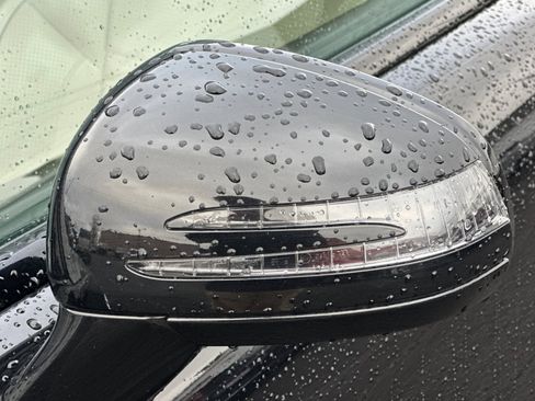 Used 2015 Mercedes-Benz SL 63 AMG image 52