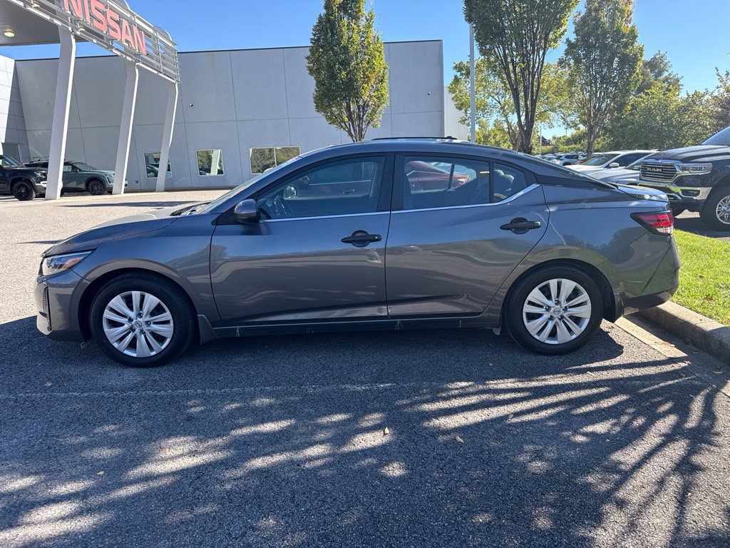 Used 2025 Nissan Sentra S w/ Trunk Package FWD image 5
