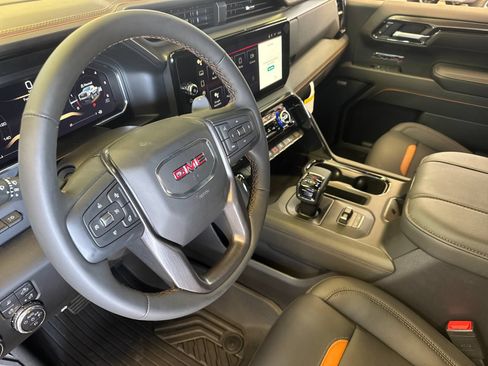 New 2026 GMC Sierra 1500 AT4 w/ AT4 Premium Package AWD/4WD image 9