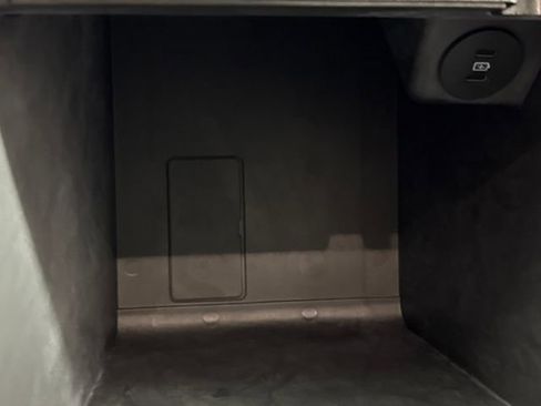 Used 2025 Ford Explorer Active image 29