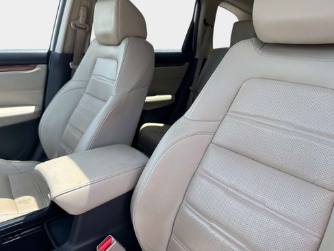 Used 2018 Honda CR-V Touring image 21