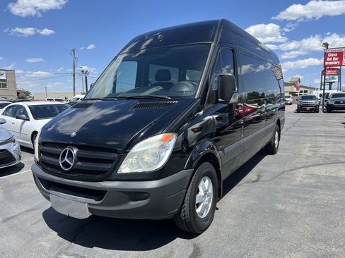 Used 2013 Mercedes-Benz Sprinter 2500 image 3