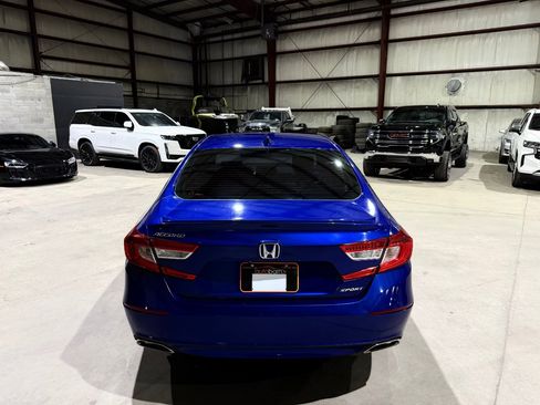 Used 2019 Honda Accord Sport image 6