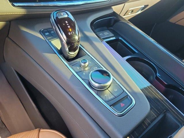 Certified 2022 Cadillac Escalade ESV Premium Luxury RWD image 10