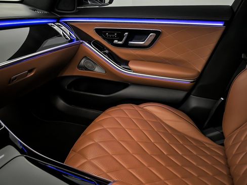 Used 2022 Mercedes-Benz S 500 S 500 4MATIC-BIG $131K MSRP-AM w/ AMG Line Package image 35