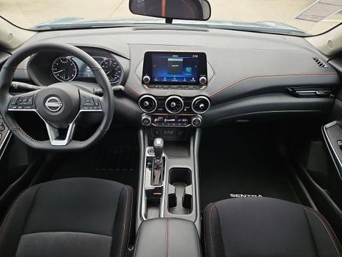 Certified 2024 Nissan Sentra SR FWD image 18