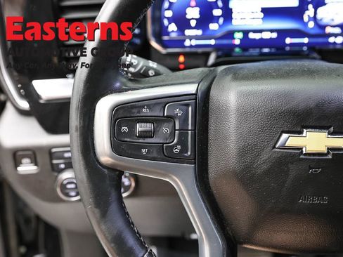 Used 2023 Chevrolet Silverado 1500 LT AWD/4WD image 15
