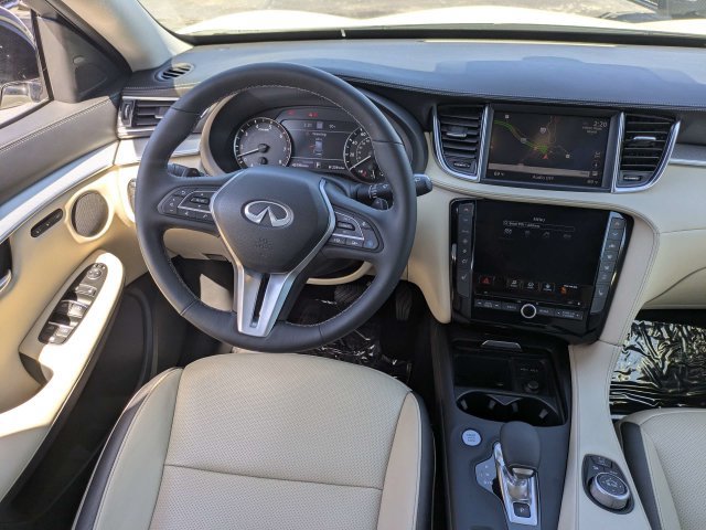 Used 2021 INFINITI QX50 Essential w/ Convenience Package AWD/4WD image 18