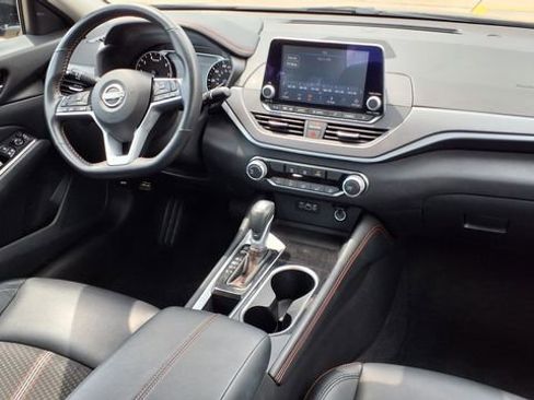 Used 2025 Nissan Altima 2.5 SR FWD image 22