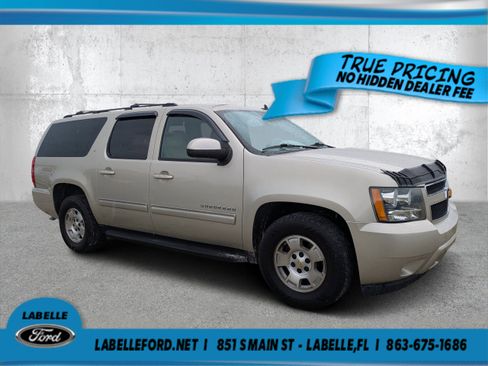 Used 2014 Chevrolet Suburban LT RWD image 1