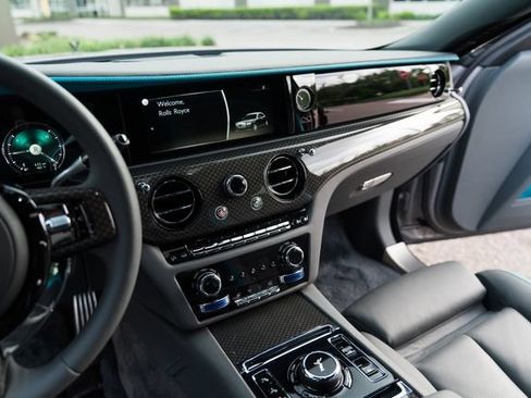 Used 2024 Rolls-Royce Ghost Black Badge AWD/4WD image 24