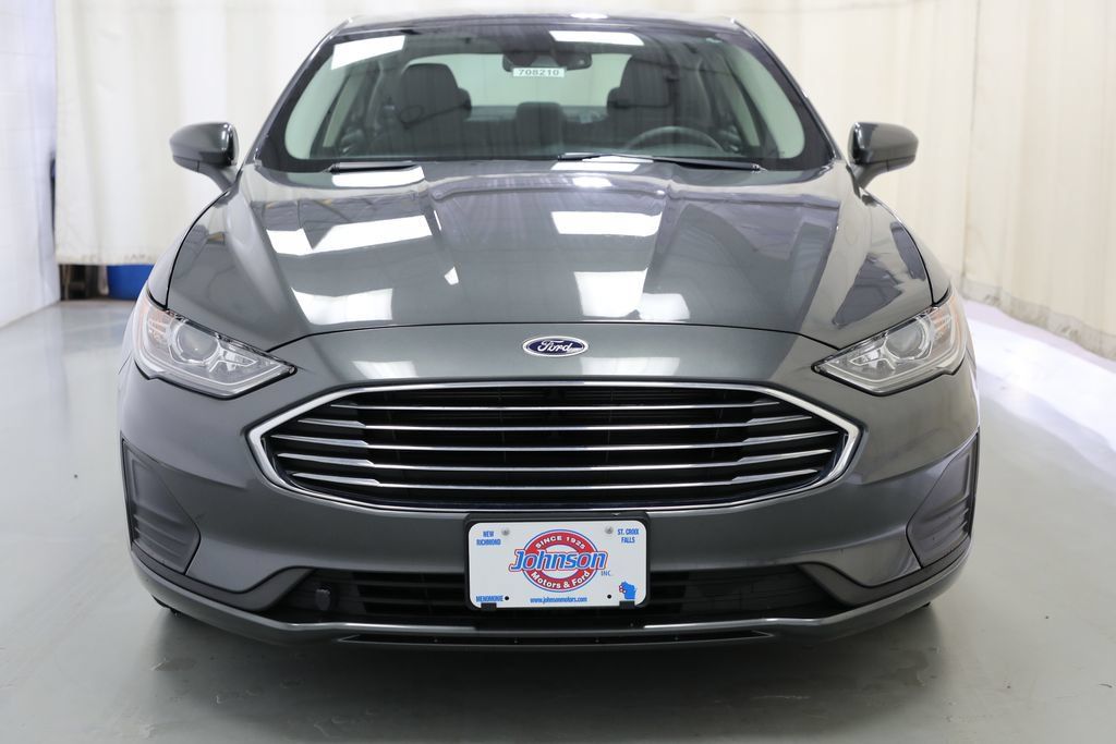 Used 2019 Ford Fusion SE FWD image 9