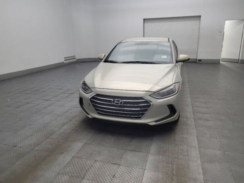 Used 2017 Hyundai Elantra SE FWD image 15