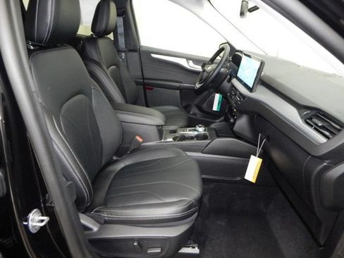 New 2025 Ford Escape SE w/ PHEV Premium Package FWD image 21