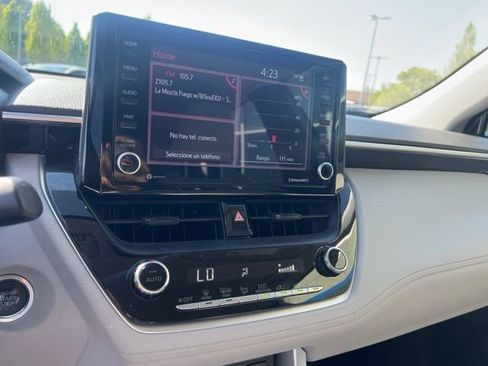 Used 2022 Toyota Corolla Cross LE image 18