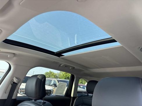 New 2026 Lincoln Nautilus Reserve AWD/4WD image 23