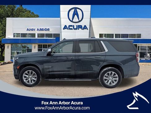 Used 2021 Chevrolet Tahoe Premier w/ Premium Package AWD/4WD image 3