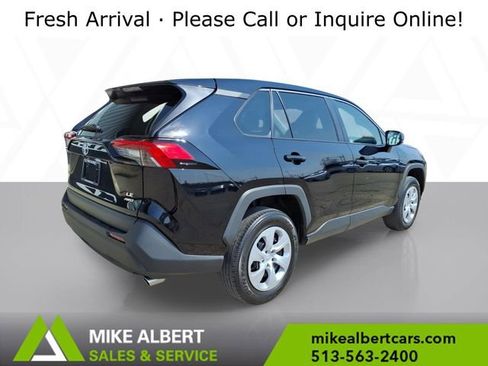 Used 2023 Toyota RAV4 LE image 7