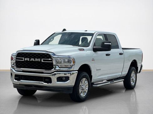 Used 2024 RAM 2500 Big Horn AWD/4WD image 3
